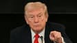 Le président des États-Unis Donald Trump lors d'une table ronde à la Maison blanche à Washington DC le mercredi 8 octobre 2025.
