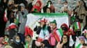 Des supportrices iraniennes assistent au match entre l'Iran et Irak, le 27 janvier 2022 à Téhéran
