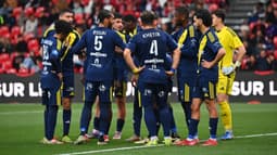 Les joueurs d'Aubagne lors du match de National contre Nîmes, le 9 mai 2025.