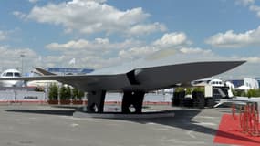 La maquette grandeur nature du Système de Combat Aérien Futur (SCAF) est présentée au Bourget, près de Paris, le 17 juin 2019 