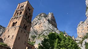 L'étoile de Moustiers-Sainte-Marie, symbole de la commune.