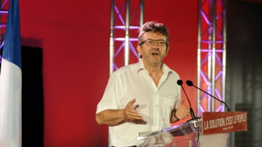 Le co-fondateur du Parti de gauche, Jean-Luc Mélenchon, lors de son discours de clôture de l'université d'été du parti à Toulouse, le 30 août 2015