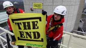 Les militants de Greenpeace ont pénétré dans la centrale suisse de Beznau, le 5 mars 2014.
