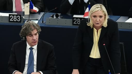 L'eurodéputée Marine Le Pen au parlement européen le 7 octobre 2015 à Strasbourg