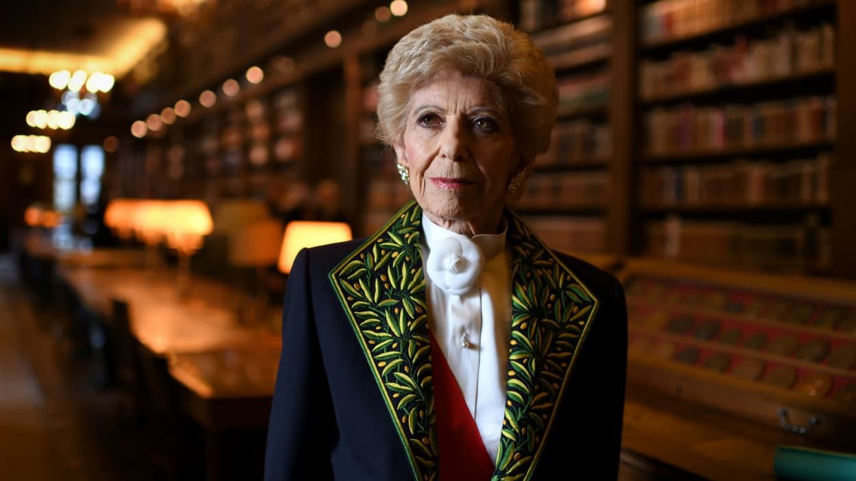 Реран эллен. Эллен дедженерес. Эллен дедженерес фото 2024. Эллен бёрстин 2022. Эллен бёрстин.