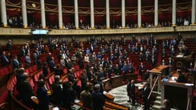 Les députés rendent hommage aux victimes de l'attentat de Sydney, le 16 décembre 2025 à l'Assemblée nationale