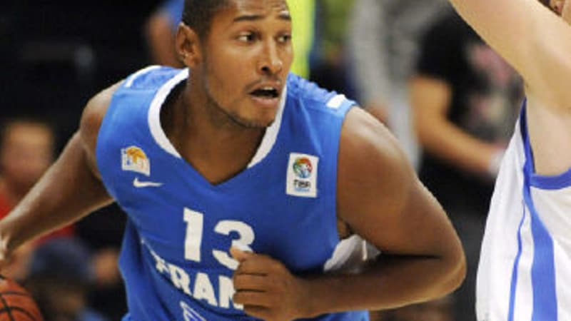 Boris Diaw reached an agreement with the Spurs on Friday.
