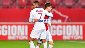 Kylian Mbappé et Édouard Michut, à Dijon le 27 février 2021