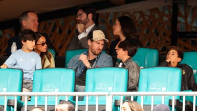 Lionel Messi, Antonella sa compagne et leurs enfants assistent à la demi-finale du Masters 1000 de Miami Djokovic-Dimitrov le 28 mars 2025 