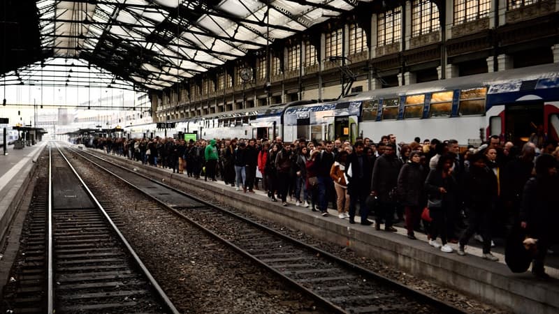 SNCF: grève des contrôleurs des TGV et Intercités, 4 trains sur 10 de vendredi à dimanche
