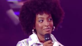 Ebony lors d'un prime de la "Star Academy".