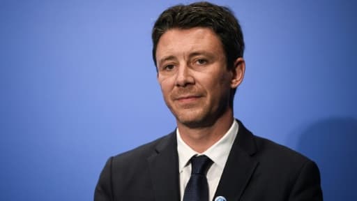 Le porte-parole du gouvernement Benjamin Griveaux lors d'une conférence de presse le 27 avril 2018 à Paris