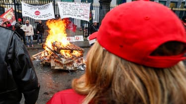 Un mouvement social historique contre l'austérité en Belgique paralyse le pays ce 15 décembre.
