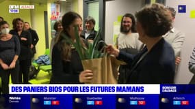 Strasbourg: la ville distribue des paniers de légumes bio aux futures mamans
