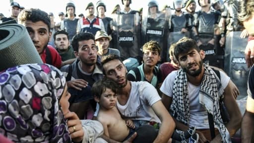 La chef de la diplomatie européenne Federica Mogherini a affirmé lundi que les 3 milliards d'euros promis par Bruxelles à la Turquie pour maintenir les migrants, notamment les réfugiés syriens, sur son sol seraient disponibles "dans un délai raisonnable" - 25 janvier 2016