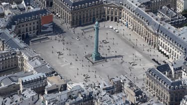 De nombreux joailliers de luxe sont installés place Vendôme.