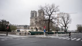 Le chantier de Notre-Dame de Paris à l'arrêt depuis le 16 mars 2020