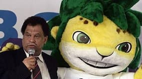 Danny Jordaan et Zakumi, la mascotte