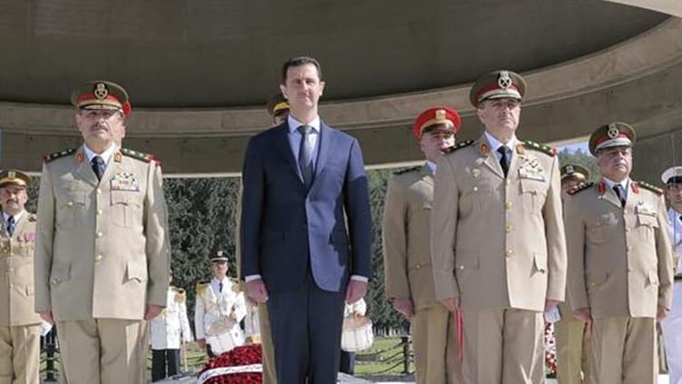 Le président syrien Bachar al Assad met la France en garde contre de "nouvelles incitations au chaos" et souhaite que l'arrivée de François Hollande à l'Elysée la fasse changer d'attitude, dans un entretien diffusé mercredi par la chaîne russe Rossia-24.