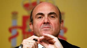 L'Espagne a l'intention de solliciter une aide financière pour consolider son secteur bancaire, a déclaré samedi son ministre de l'Economie, Luis de Guindos, en ajoutant que les fonds seraient versés aux banques par l'intermédiaire du Fonds de restructura