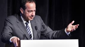 Le milliardaire américain John Paulson aurait formulé une offre supérieure à celle de Kohlberg and Co pour les pianos Steinway.