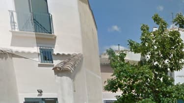 La place du Cartel à Castries dans l'Hérault