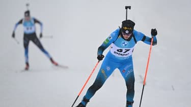 Julia Simon lancée vers sa 2e place au sprint d'Oberhof, le 7 janvier 2022 