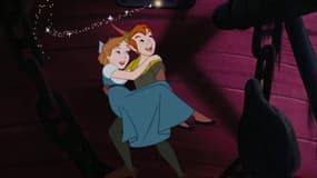 Wendy et Peter Pan dans le dessin animé de 1953
