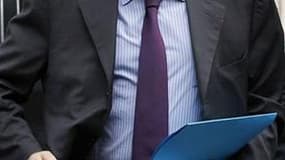 La probable mise en examen jeudi de Jean-Noël Guérini, sénateur et président du conseil général des Bouches-du-Rhône, sème depuis plusieurs semaines le trouble dans les instances dirigeantes du PS. /Photo prise le 5 juillet 2011/REUTERS/Régis Duvignau