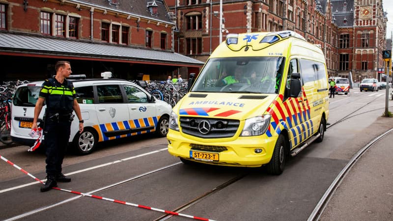 Attaque au couteau à la gare d'Amsterdam, le 31 août 2018