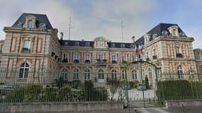 La préfecture de Haute-Marne que le président du département veut vendre sur Le Bon Coin pour alerter