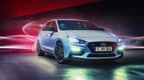 Après un concept lors du dernier Mondial de Paris, Hyundai a dévoilé la version sportive de sa compacte i30, la i30N.