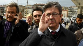 Jean-Luc Mélenchon considère que l'enjeu écologique est ignoré par le nouveau gouvernement.