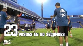 Le toro de l'Espagne à une touche de balle va (vraiment très) vite 