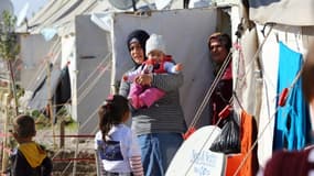 Des réfugiés syriens dans le camp d'Osmaniye, dans le sud de la Turquie, le 15 décembre 2015
