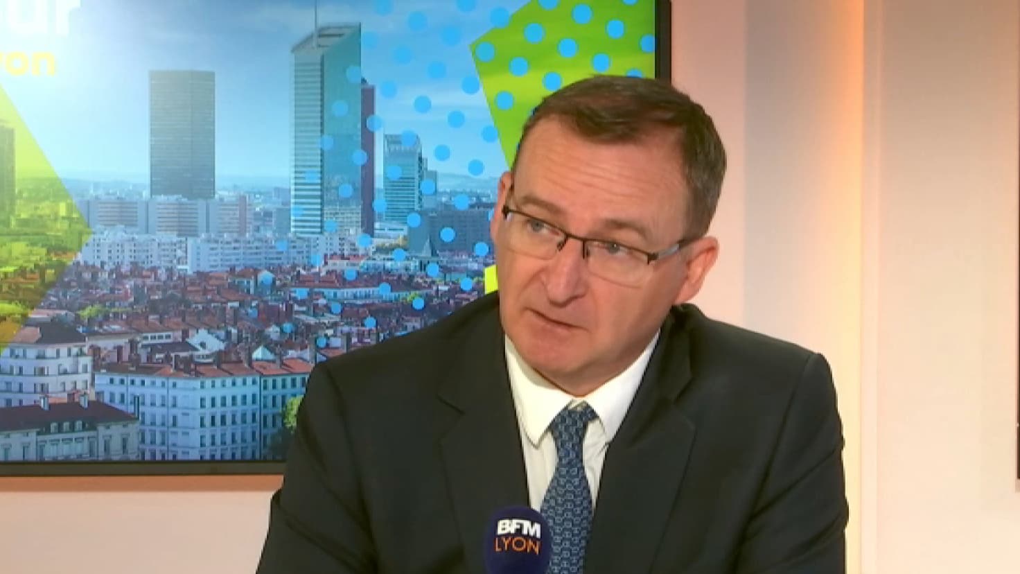 "UNE GUERRE, C'EST LONG": LE PROCUREUR DE LYON DIT "NE PAS BAISSER LES BRAS" DANS LA LUTTE CONTRE LE NARCOTRAFIC