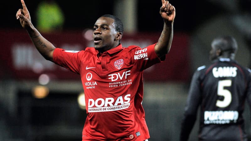 Gaël Kakuta surnommé aussi « Black Zidane »