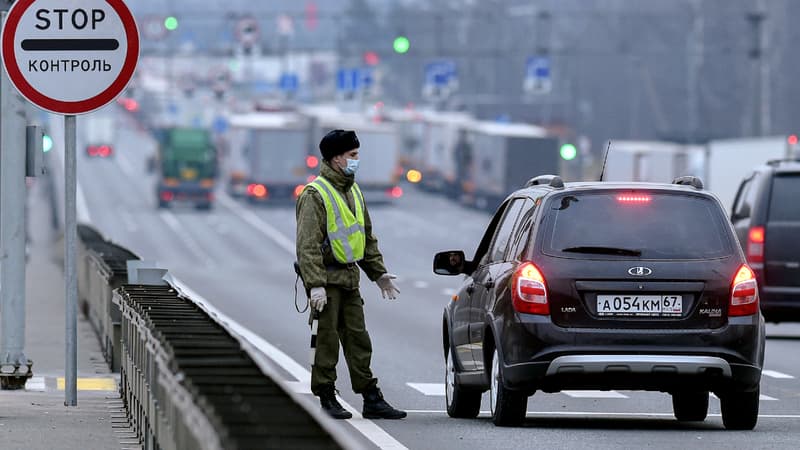 Un contrôle de frontière, en Russie, le 29 mars 2020.