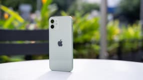 Soldes Apple : L'iPhone 12 profite d'un prix cassé pendant une durée ultra limitée