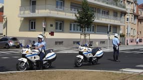 Les policiers municipaux manifestent pour la revalorisation de leurs salaires.