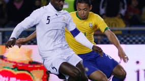 John Mensah est le capitaine du Ghana contre l'Allemagne