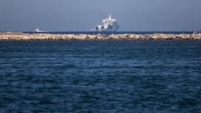 Un navire des garde-côtes en Italie