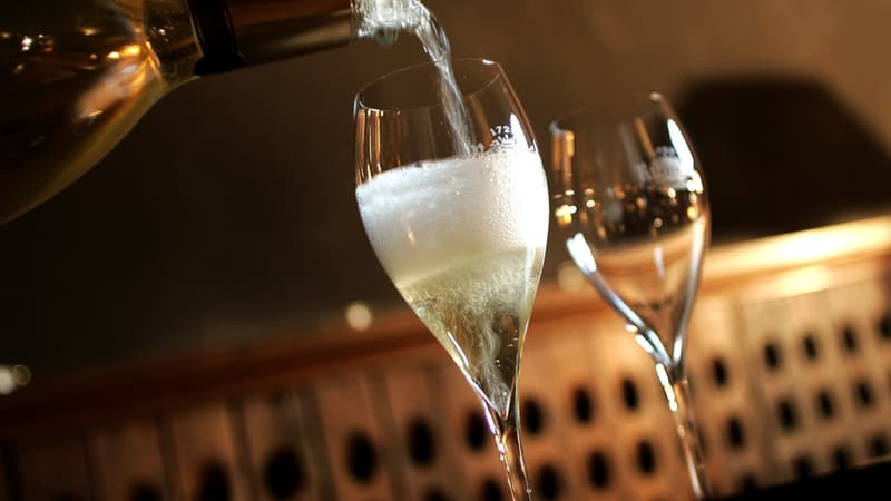 Les ventes de bouteilles de champagne ont permis d'enregistrer un chiffre d'affaires record.