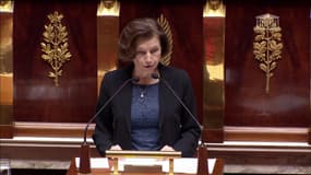 Florence Parly, ministre des Armées, sur la guerre en Ukraine: "Soit l'Europe fait face, soit elle s'efface"