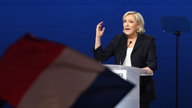 La communication de Marine Le Pen sur la fin de l'euro a bien changé