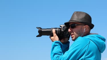 Des détectives assermentés vont pouvoir filmer les faits et gestes des assurés soupconnés de fraude.