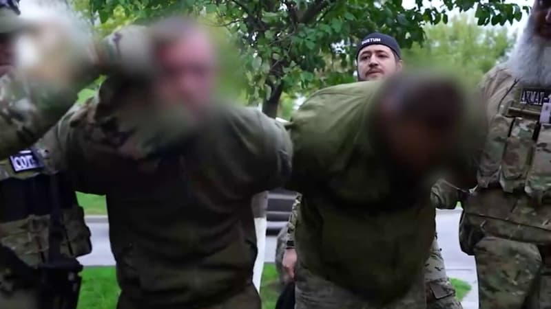 LIGNE ROUGE - De retour du front, les fils de Kadyrov offrent 3 prisonniers ukrainiens à leur père