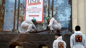 En 2018 déjà HSBC était visée par des militants d'Attac manifestent devant la banque HSBC, sur les Champs-Elysées. Paris, le 15 septembre 2018