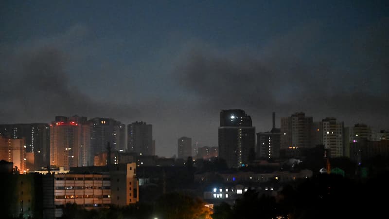 Ukraine: des explosions entendues à Kiev après une alerte signalant l'approche de missiles balistiques