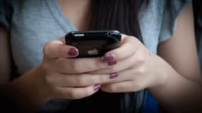 Envoyer des sextos serait un indicateur de bonne santé de votre couple. 